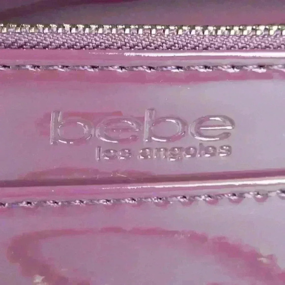 COPY - Bebe Womens Dana Embossed Crossbody Bag NWT $69 - Picture 7 of 8